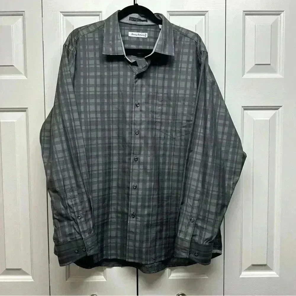Tommy Bahamas. Button Long Sleeve. Silk & Cotton blend. Size XL‎